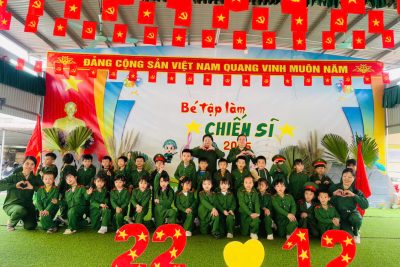 Hoạt động trải nghiệm chào mừng kỷ niệm 81 năm ngày thành lập Quân đội Nhân dân Việt Nam “22/12/1944 – 22/12/2025”